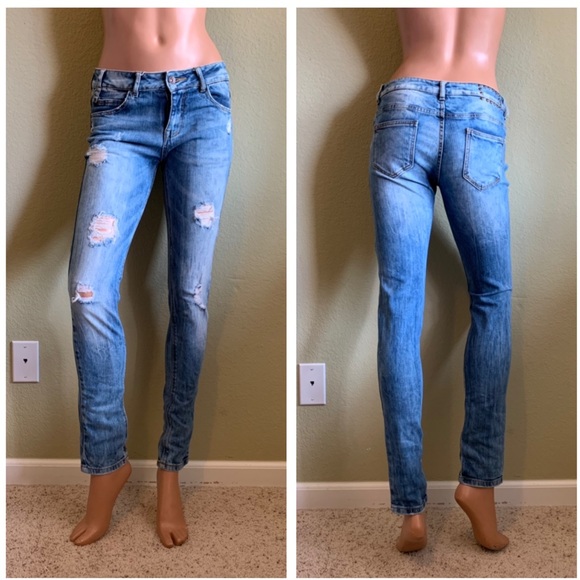 ZARA Slim Distressed Premium Wash Jeans - Picture 2 of 8